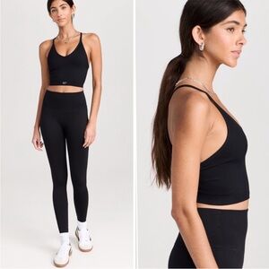 Set Active Black Tank Top and Leggings Set